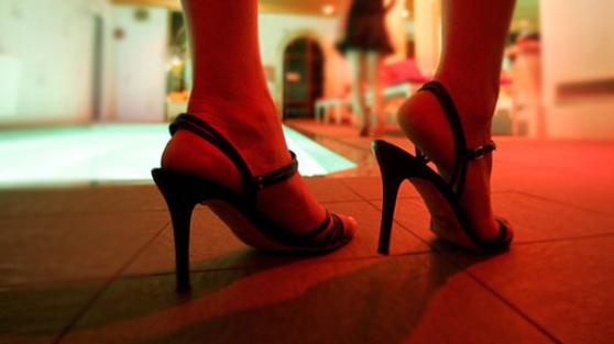 Seks mahallesi ortalığı karıştırdı