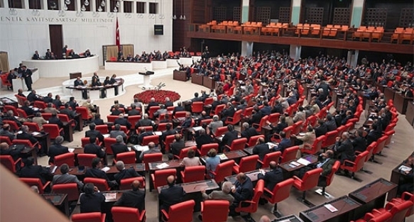 İç güvenlik paketi ertelendi!