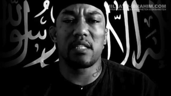 O şarkıcı terör listesine eklendi!