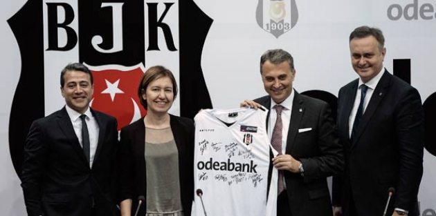 Beşiktaş'a sürpriz sponsor