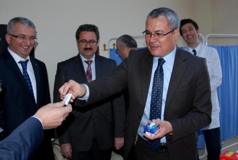 Sigarayı bırakanlara tablet hediye