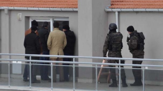 Rehine krizi! Keskin nişancılar görevlendirildi