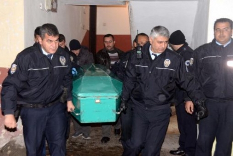 Abisinden parasını alamayınca yengesini...