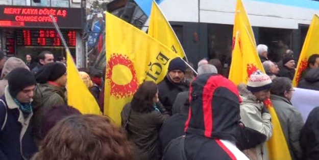 Tramvay seferlerine protesto engeli