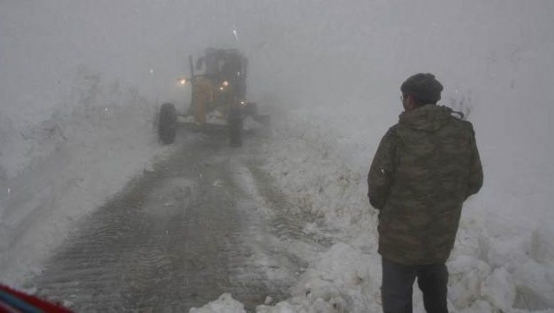 40 işçi şantiyede mahsur kaldı!
