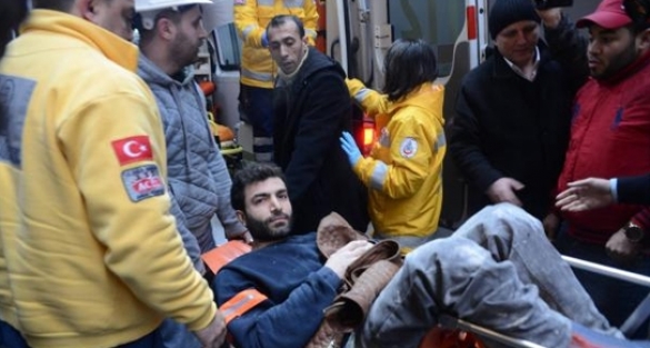 AVM inşaatında kaza!