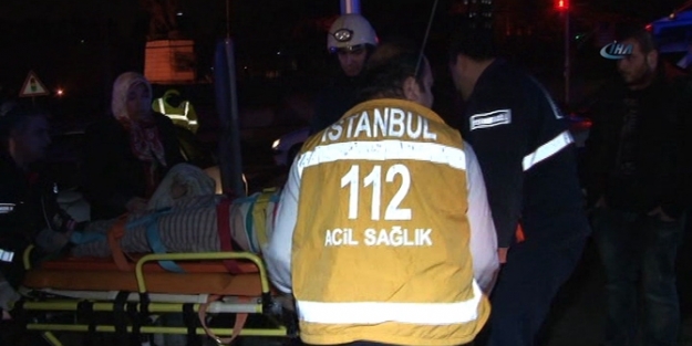 Yolcu otobüsü otomobille çarpıştı