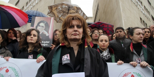 Bursa'da Özgecan eylemi!