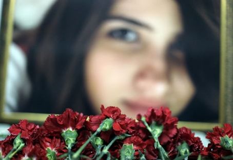 Özgecan'ın okulunda yas...