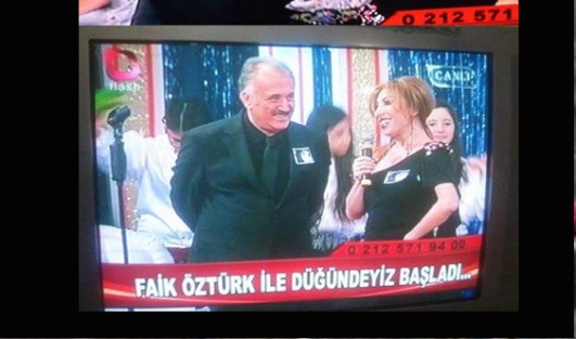 Özgecan'ın fotoğrafıyla halay çektiler!