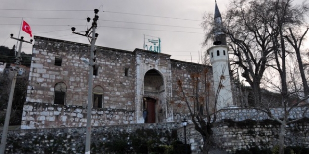 649 yıllık saati çaldırdılar!