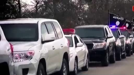 IŞİD lüks araçlarla gövde gösterisi yaptı!