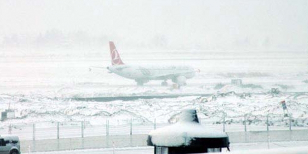 Atatürk Havalimanı'nda pilotlar isyan etti