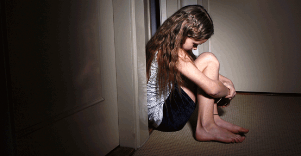 İlkokul öğrencilerine para verip, cinsel organını...