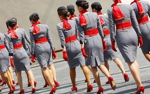 Hostes olmak isteyenler bu ilana dikkat!