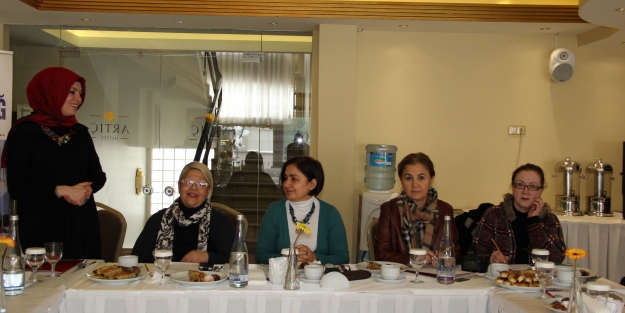 Kadın derneklerinde birlik