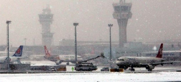 İstanbul'da uçuşlar normale döndü