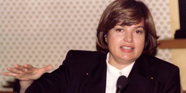 Tansu Çiller için şok karar