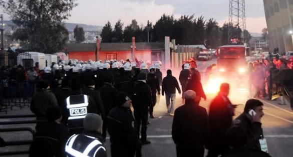 Küfür eden polis açığa alındı!