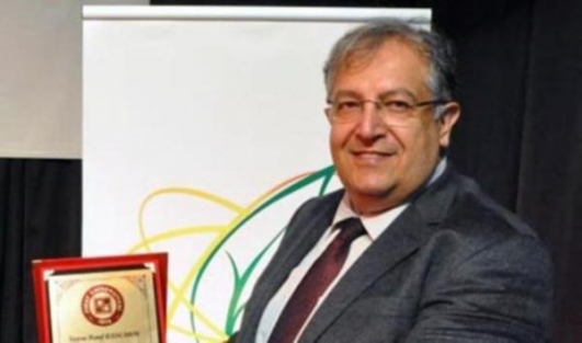 Rektör yardımcısı hayatını kaybetti!