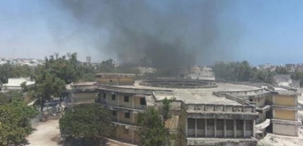 Bombalı saldırıda bakan ve siyasetçiler hayatını kaybetti