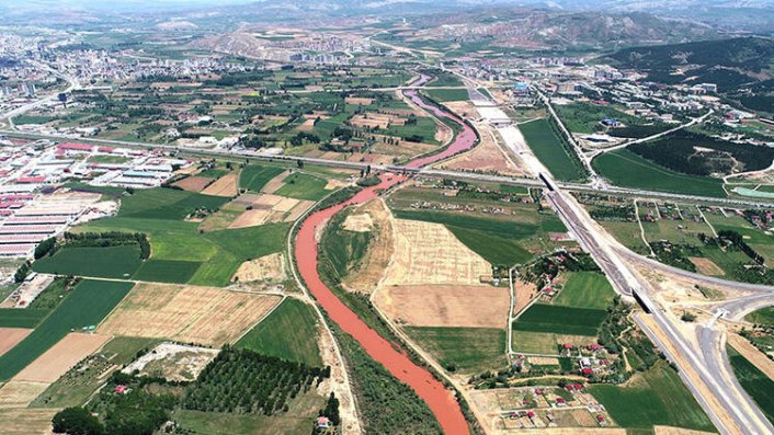 Kızıl Irmak 'kızıla' bürünmüştü! Sebebi belli oldu