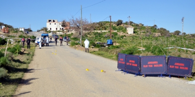 Yol ortasında kanlı infaz!