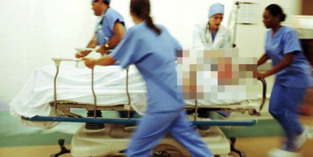 Hemşireye bakarak orgazma dava!