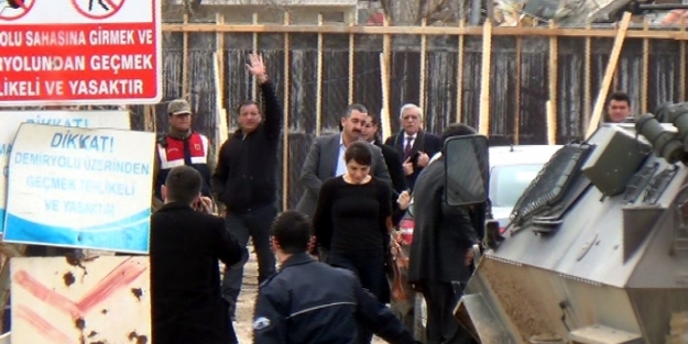 HDP heyeti Kobani’ye gitti