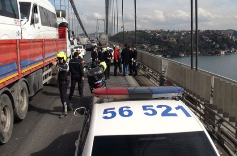 Kaza sonrası 55 kilometre kuyruk oluştu!