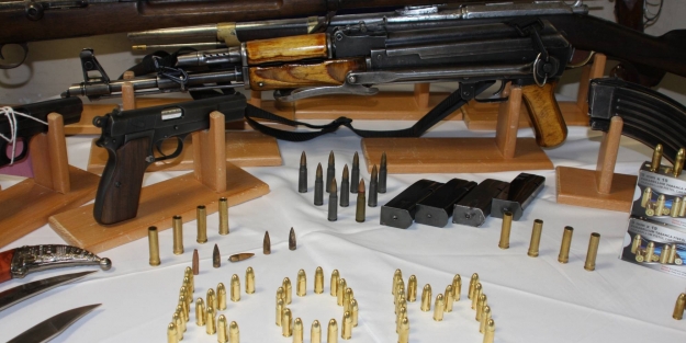 Bursa'da silah operasyonu!