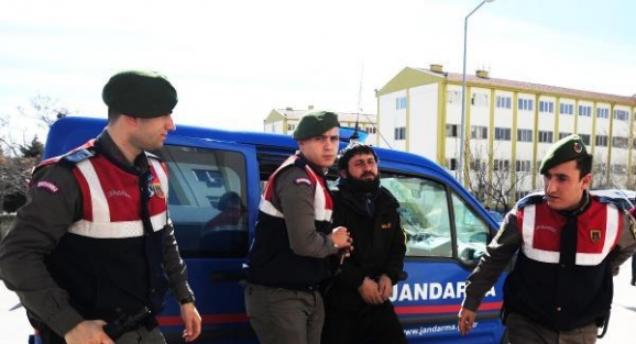 Türk IŞİD militanı yakalandı!