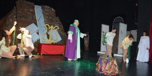 Ferhat ile Şirin yeniden sahnede!