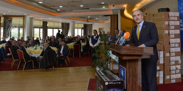 Büyükşehirden muhtarlara teknoloji desteği 