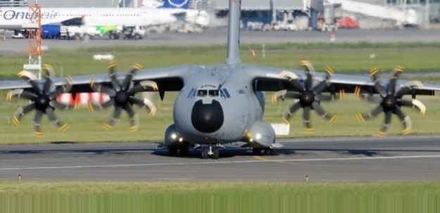 Türk uçakları Bağdat'ta!