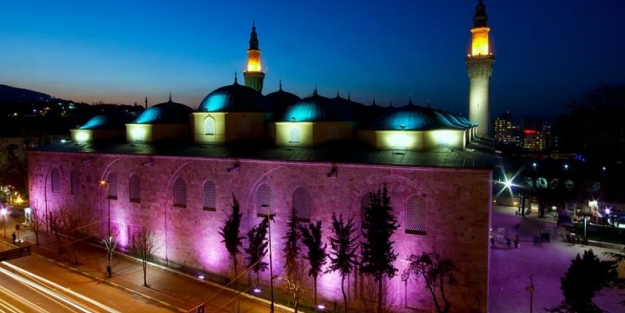 Bursa'da camiler artık hep açık!