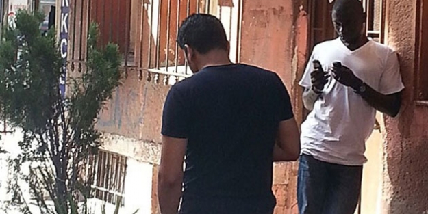 İstanbul'da Afrikalı göçmenlere saldırı