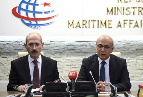 Lütfi Elvan görevini devretti