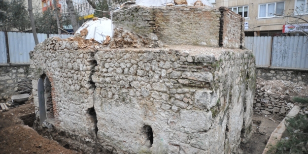 Bursa'da tarihi hamam ayağa kalkıyor