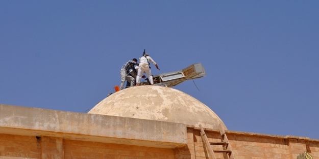 IŞİD bu kez bir kiliseyi hedef aldı