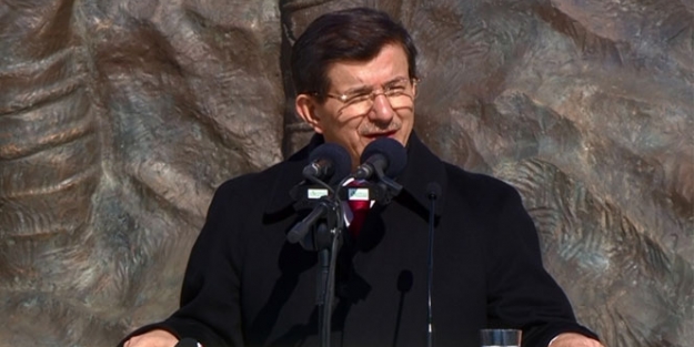 Davutoğlu'ndan yerli uçak müjdesi