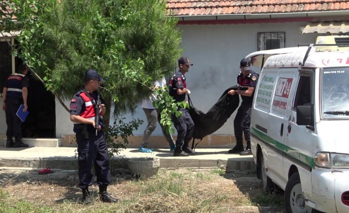 Kendisinden şikayetçi olan 18 yaşındaki karısına kurşun yağdırdı!