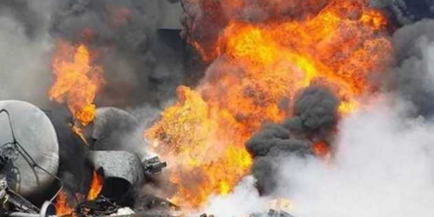 İki camiye bombalı saldırı