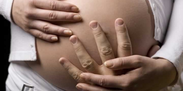 Diyanet açıkladı! Taşıyıcı annelik caiz midir?