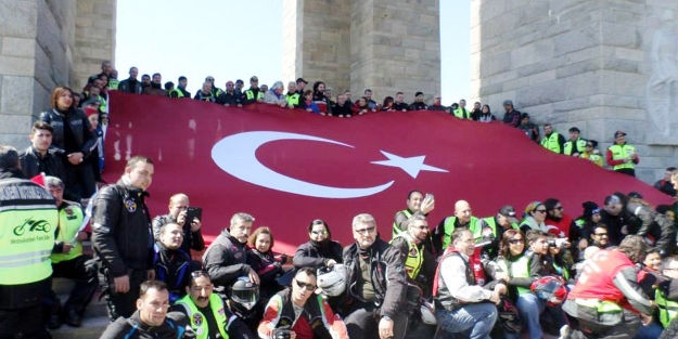 Mudanyalı motosikletçilerden Çanakkale'ye çıkarma