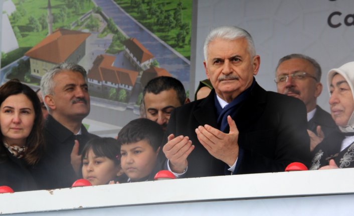 Binali Yıldırım'ınacı günü! Annesi vefat etti