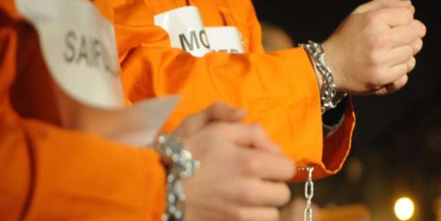 Uruguay Guantanamo esirlerine sığınma izni vermiyor