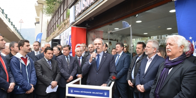 BUSMEK moda evi açıldı