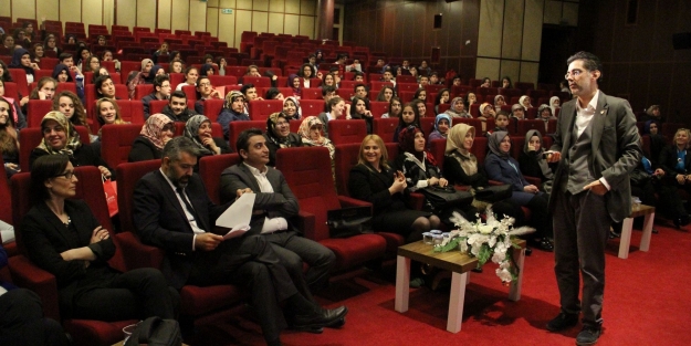 Meme kanseri erkekleri de tehdit ediyor