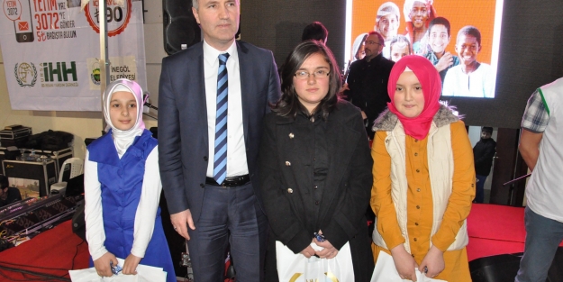 Ödülünü yetimlere bağışladı